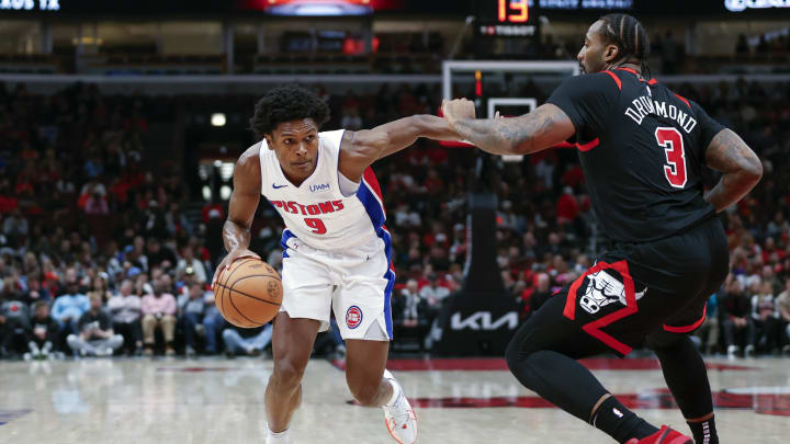 Feb 27, 2024; Chicago, Illinois, USA; Detroit Pistons forward Ausar Thompson (9) drives to the basket against Chicago Bulls center Andre Drummond (3) during the first half at United Center. Mandatory Credit: Kamil Krzaczynski-USA TODAY Sports