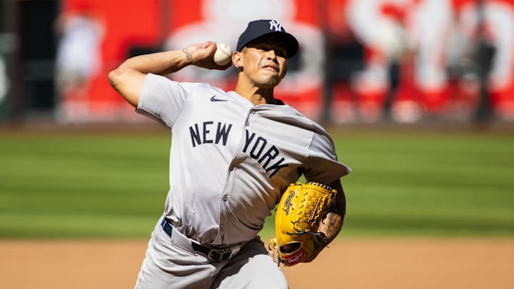Apr 3, 2024; Phoenix, Arizona, USA; New York Yankees pitcher Jonathan Loaisiga against the Arizona Diamondbacks at Chase Field. Mandatory Credit: Mark J. Rebilas-Imagn Images Apr 3, 2024; Phoenix, Arizona, USA; New York Yankees pitcher Jonathan Loaisiga against the Arizona Diamondbacks at Chase Field. Mandatory Credit: Mark J. Rebilas-Imagn Images