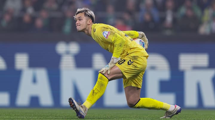 Mio Backhaus gehört Gegenwart und Zukunft im Werder-Tor Mio Backhaus gehört Gegenwart und Zukunft im Werder-Tor