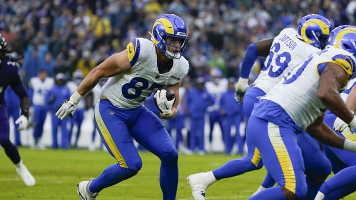 Dec 10, 2023; Baltimore, Maryland, USA;  Los Angeles Rams tight end Davis Allen (87) runs for a touchdown against the Baltimore Ravens during the second quarter at M&T Bank Stadium. Mandatory Credit: Jessica Rapfogel-USA TODAY Sports