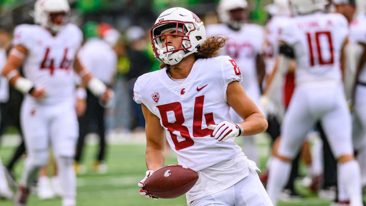 Oct 21, 2023; Eugene, Oregon, USA; Washington State Cougars wide receiver Josh Meredith (84) warms up before the game against the Oregon Ducks at Autzen Stadium. Mandatory Credit: Craig Strobeck-USA TODAY Sports