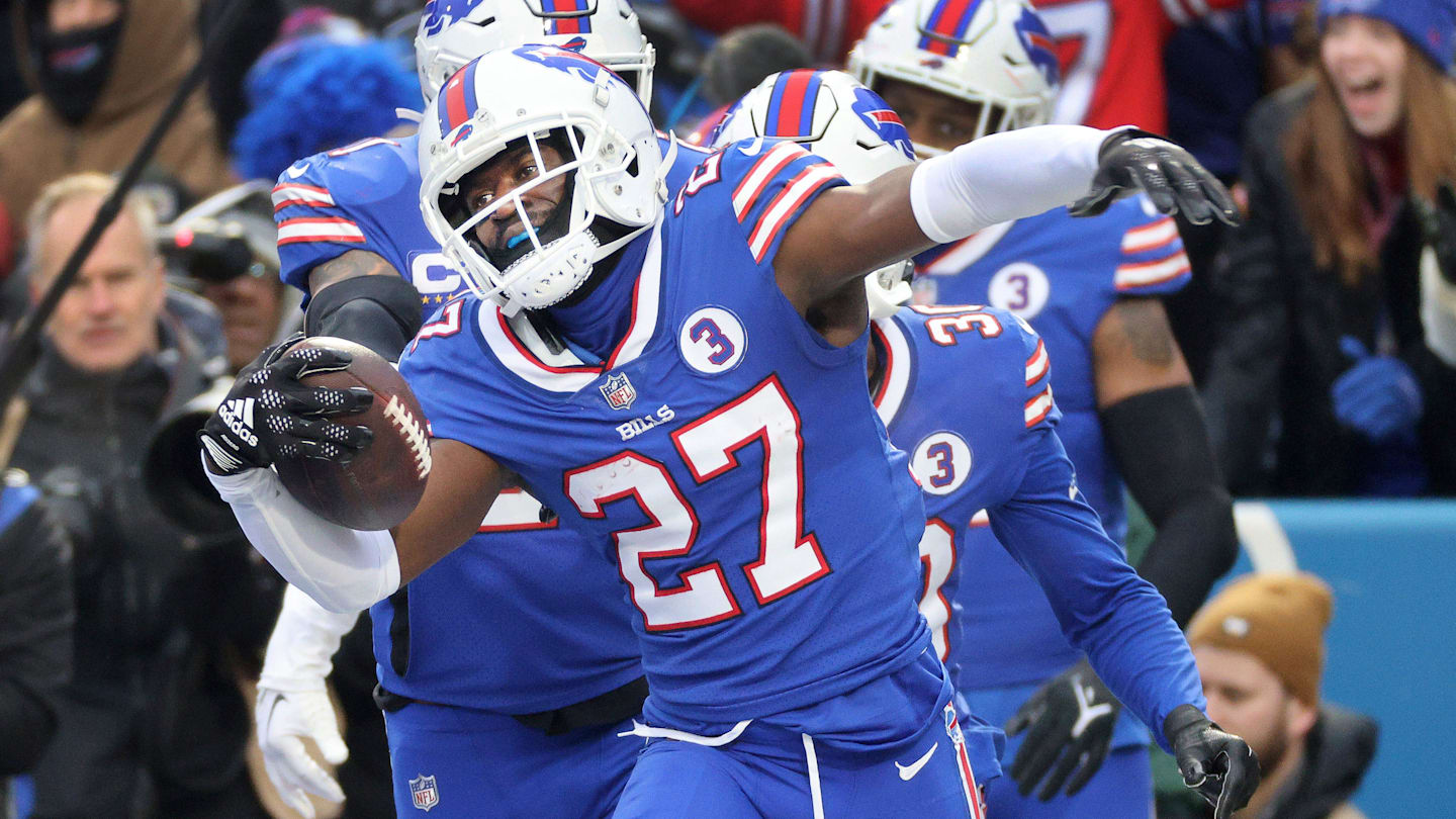 NFL Teams Engage in Multiple Key Position Battles at Training Camps