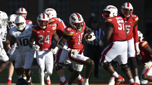 Maryland Terrapins wide receiver Tai Felton (10) runs after a catch during the second half  against the Michigan State Sparta