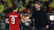 Will gegen Augsburg etwas rotieren: Julian Nagelsmann (r.)