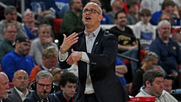 Connecticut Huskies head coach Dan Hurley