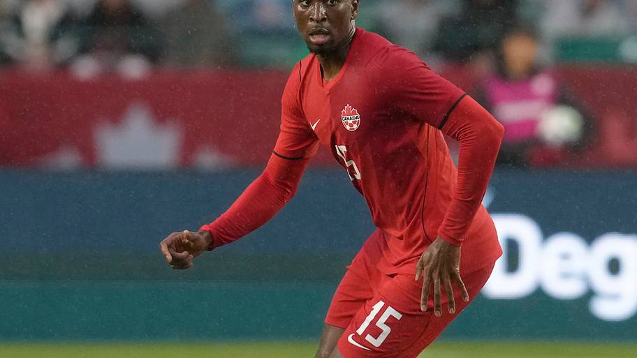 Moïse Bombito 