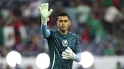Tras su gran temporada con Chivas, el arquero Raúl Rangel recibió su primer llamado con la selección mexicana mayor para acudir a la Copa América 2024
