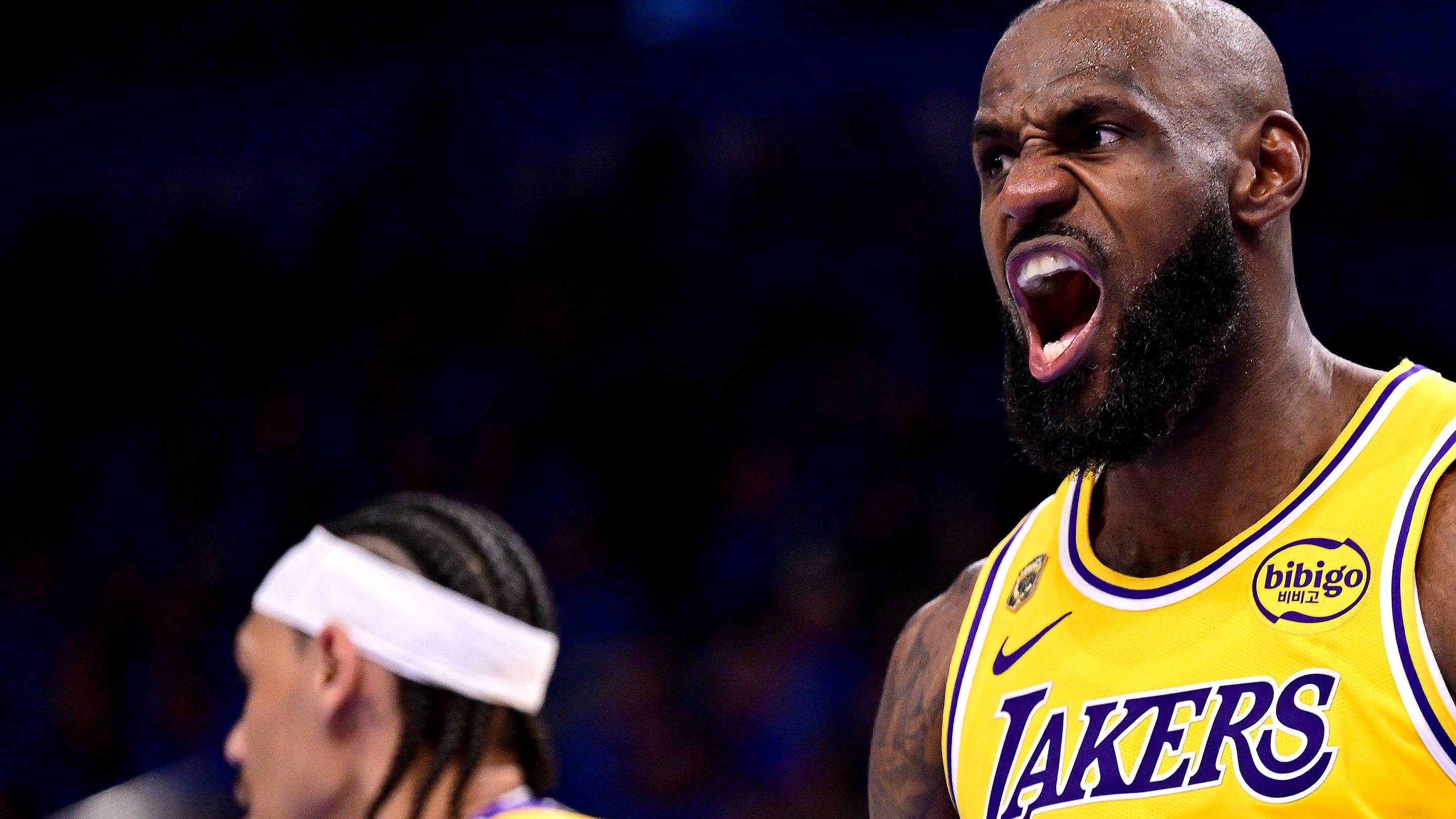 1 massive adjustment the Lakers must make in Game 2