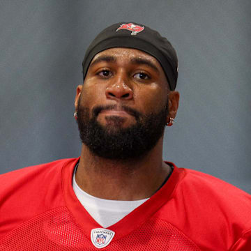 Tampa Bay Buccaneers linebacker Haason Reddick (5) participates in mini camp at AdventHealth Training Center