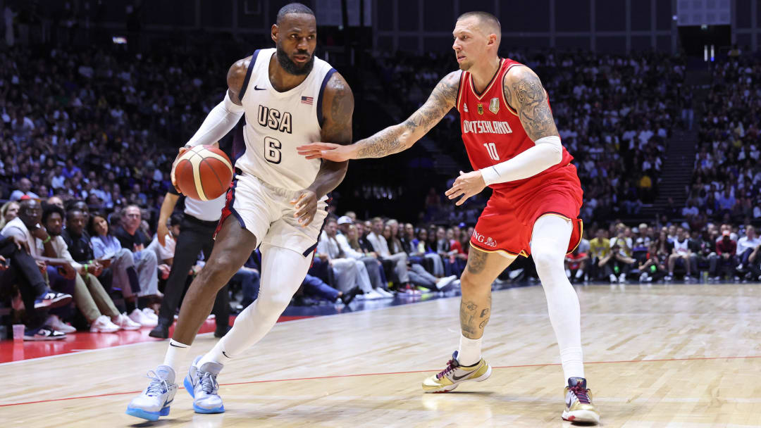 LeBron James's dominant fourth quarter helped power Team USA past Germany.