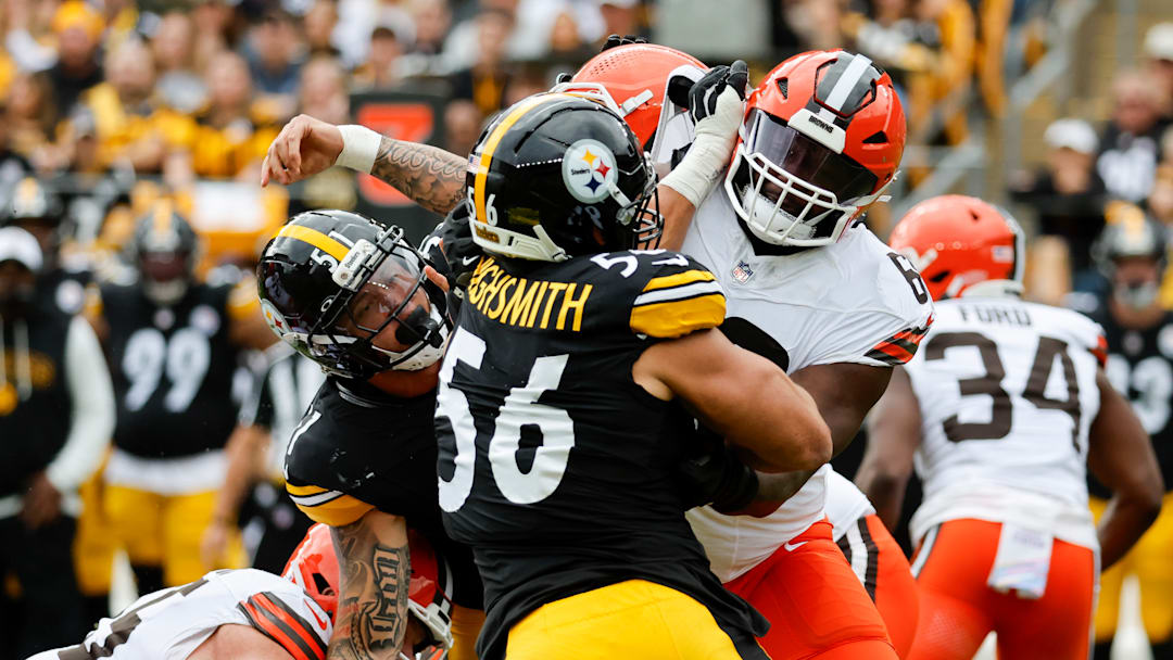Cleveland Browns v Pittsburgh Steelers