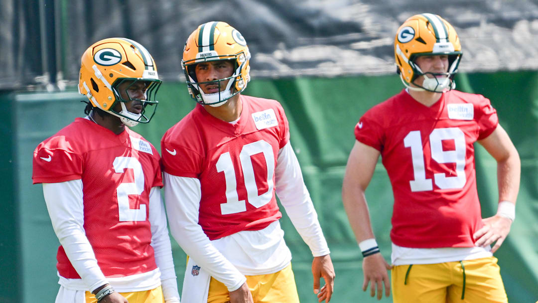 Jun 11, 2025; Green Bay, WI, USA;  Green Bay Packers quarterback Malik Willis (2), quarterback Jordan Love (10) and quarterback Taylor Elgersma (19) participates in the team's minicamp at Ray Nitschke Field. Mandatory Credit: Benny Sieu-Imagn Images