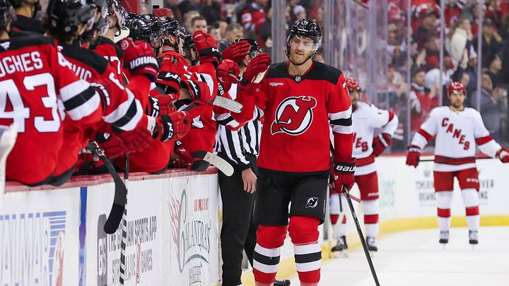 Carolina Hurricanes v New Jersey Devils