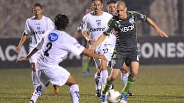 Osvaldo Alonso (R) from Seattle Sounders
