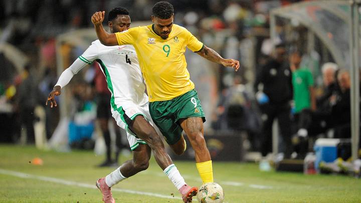 Sudáfrica presentó una convocatoria mucho más madura y competitiva, liderada por Ronwen Williams y Lyle Foster, dos futbolistas capaces de sostener a un equipo diseñado para incomodar al anfitrión. Sudáfrica presentó una convocatoria mucho más madura y competitiva, liderada por Ronwen Williams y Lyle Foster, dos futbolistas capaces de sostener a un equipo diseñado para incomodar al anfitrión.