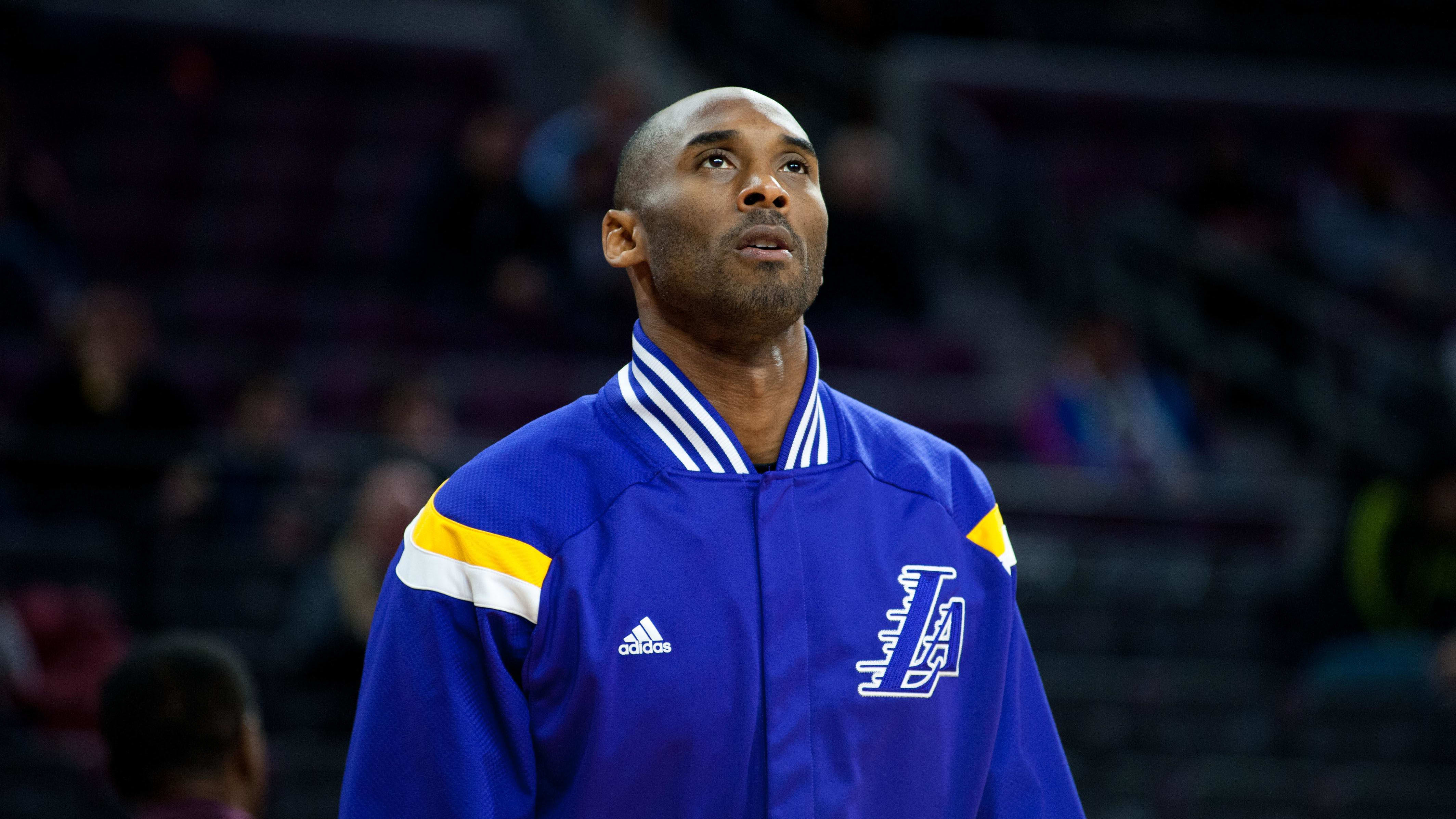 Los Angeles Lakers guard Kobe Bryant warms up before an NBA game.