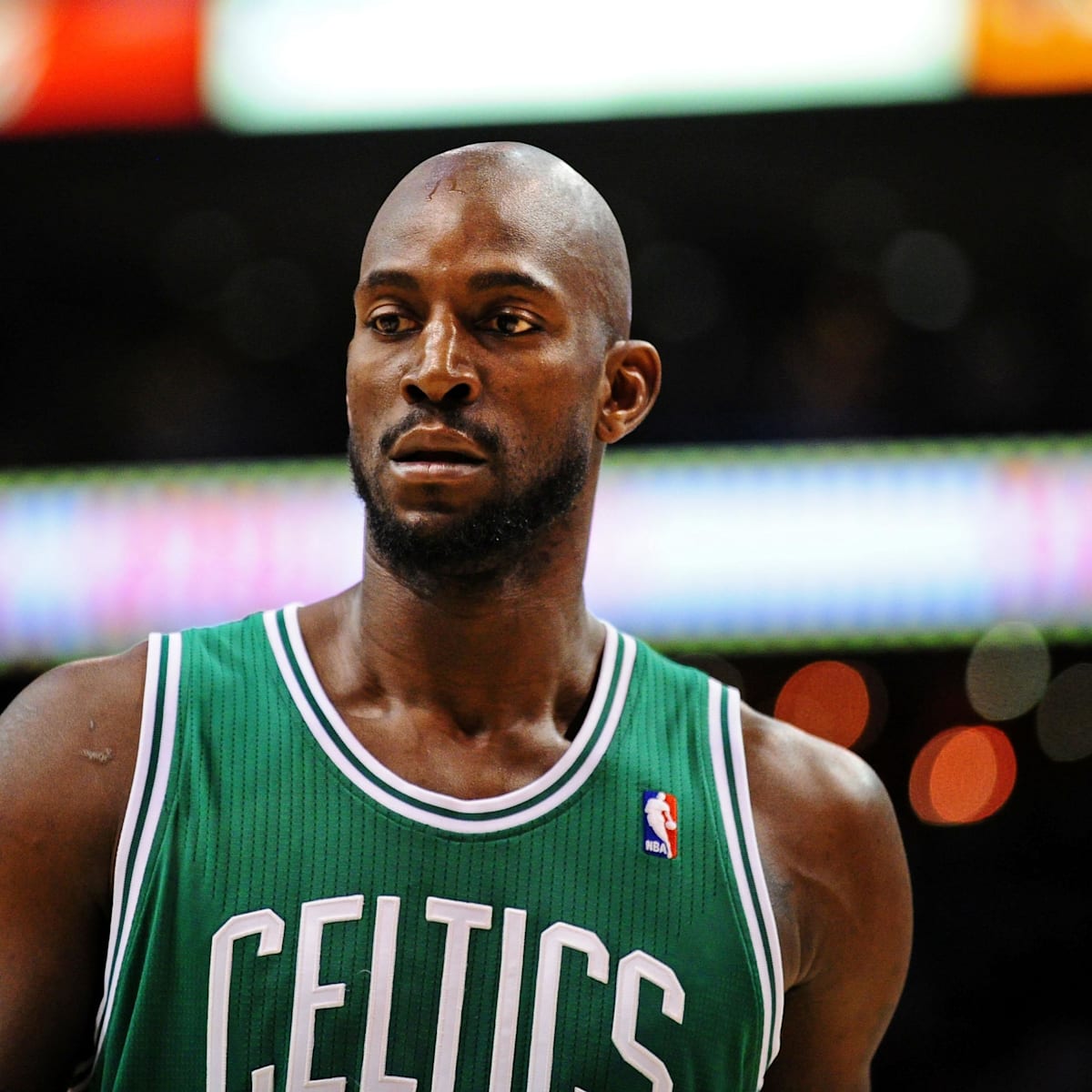 Boston Celtics Legend Kevin Garnett Sends Out Viral Post About LeBron James