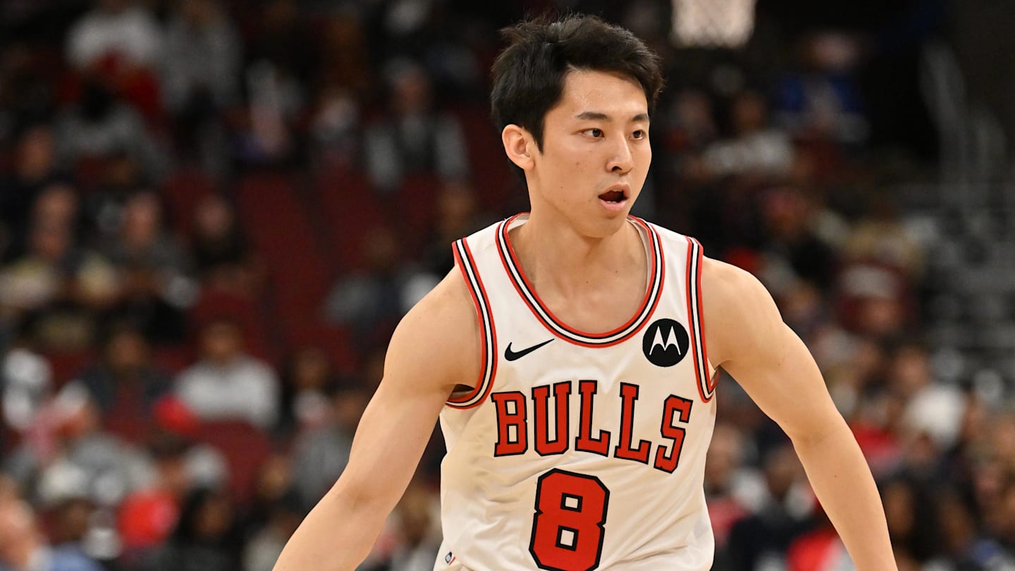 Chicago Bulls Unexpectedly Waive 5-foot-8 Phenom Yuki Kawamura