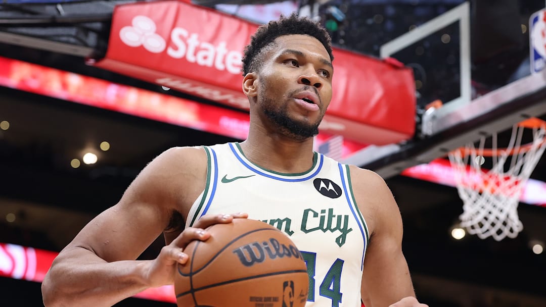 Milwaukee Bucks v Atlanta Hawks