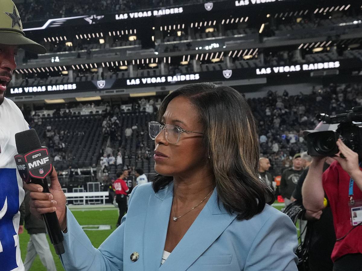 Dak Prescott Emotionally Reflects on Cowboys Win After the Death of Marshawn Kneeland