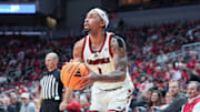 Louisville Cardinals guard J'Vonne Hadley (1) sets up to take a three-point shot during the Cards' final exhibition game before the start of the 2025-26 basketball season at the KFC Yum! Center in Louisville, Kentucky Tuesday October 28, 2028.