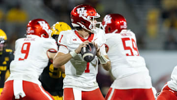 Oct 25, 2025; Tempe, Arizona, USA; Houston Cougars quarterback Conner Weigman (1) against the Arizona State Sun Devils in the second half at Mountain America Stadium.