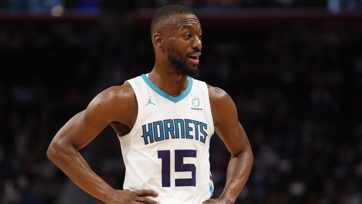 Former Charlotte Hornets guard Kemba Walker (15) talks to his bench during the fourth quarter against the Detroit Pistons at Little Caesars Arena.