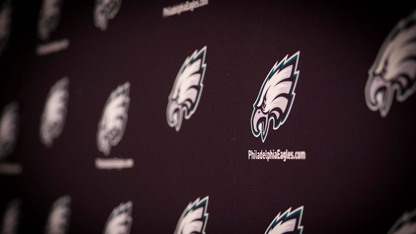 Eagles Rookies Ty Robinson, Andrew Mukuba Expected To Impact 2025 Season