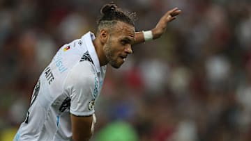 Braithwaite atravessa melhor momento com o Grêmio em 2025