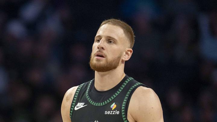 Mar 3, 2026; Minneapolis, Minnesota, USA; Minnesota Timberwolves guard Anthony Edwards (5) and guard Donte DiVincenzo (0) in the second half against the Memphis Grizzlies at Target Center. Mandatory Credit: Jesse Johnson-Imagn Images
