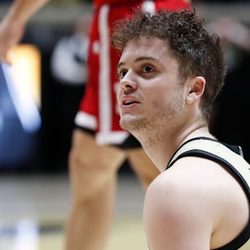 Purdue Boilermakers guard Jace Rayl (32) reacts after drawing a foul 