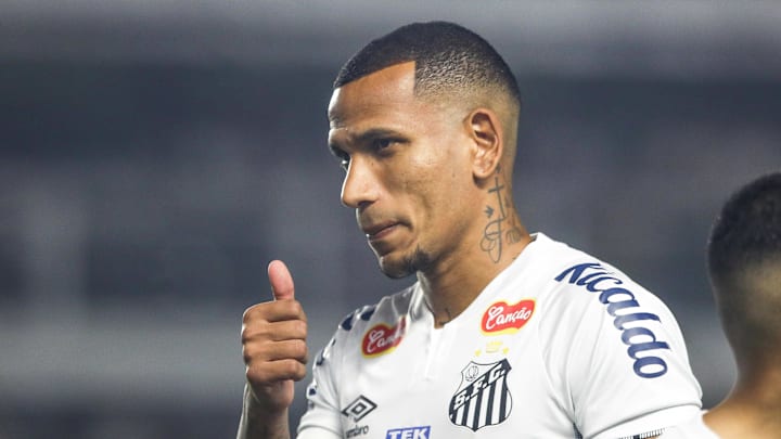 Otero, jogador do Santos