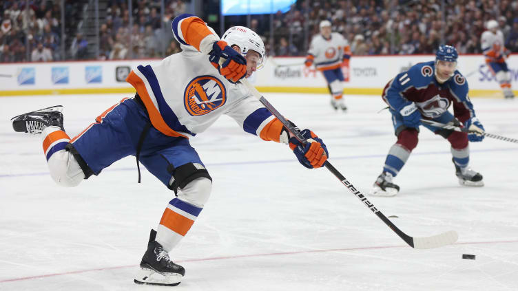 New York Islanders v Colorado Avalanche