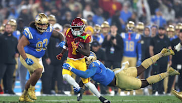 USC v UCLA
