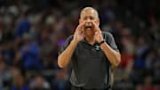 Houston Cougars head coach Kelvin Sampson directs players against the Duke Blue Devils during the first half