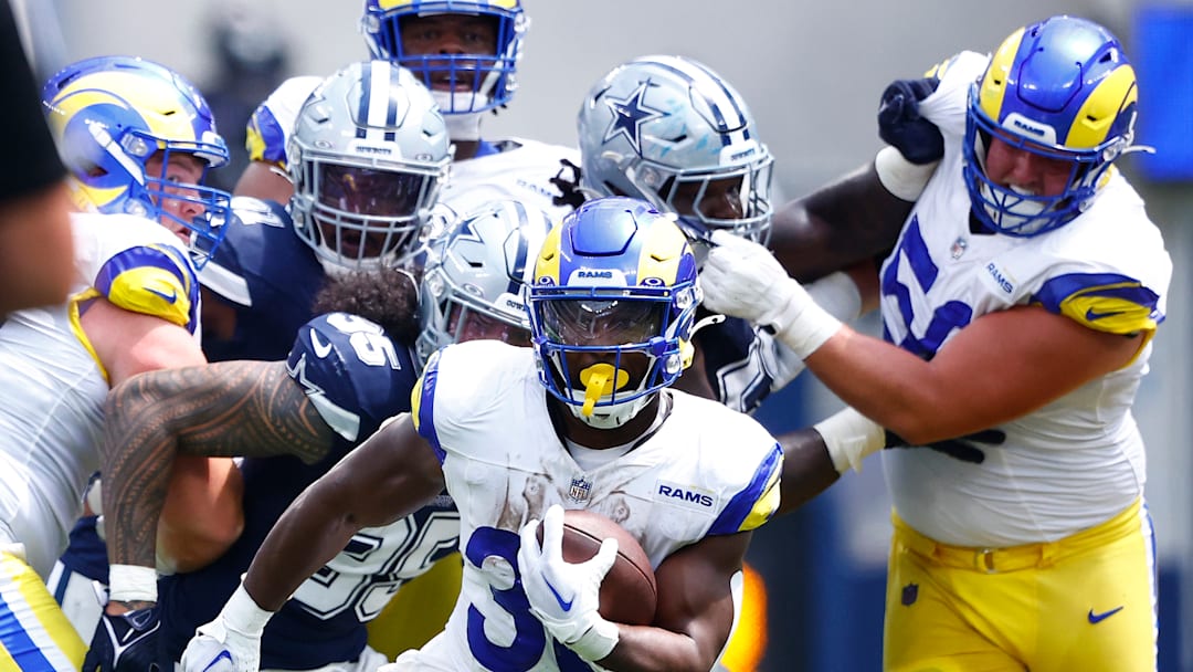 Dallas Cowboys v Los Angeles Rams