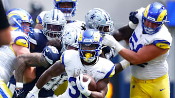 Dallas Cowboys v Los Angeles Rams