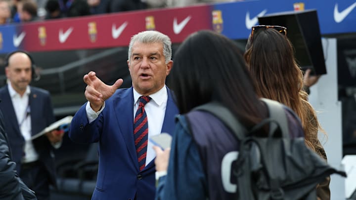 Joan Laporta a fermé la porte à des départs d'ici la fin du mercato.