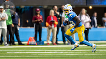 Tennessee Titans v Los Angeles Chargers