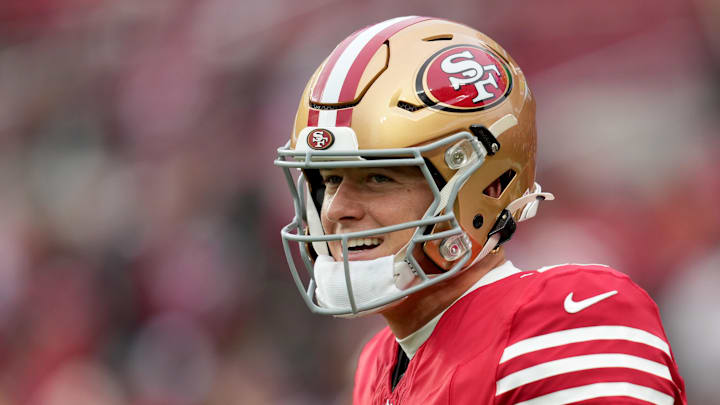 San Francisco 49ers quarterback Mac Jones (10)