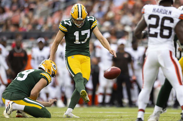 Green Bay Packers kicker Anders Carlson (17) kicks against the Cleveland Browns.