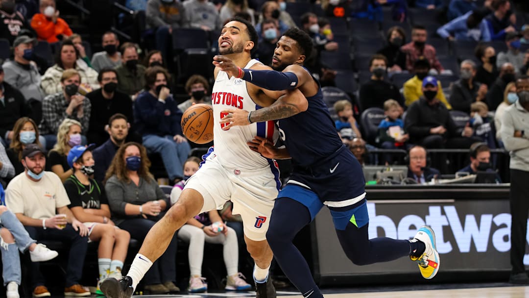 Detroit Pistons v Minnesota Timberwolves