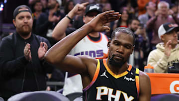 Memphis Grizzlies v Phoenix Suns