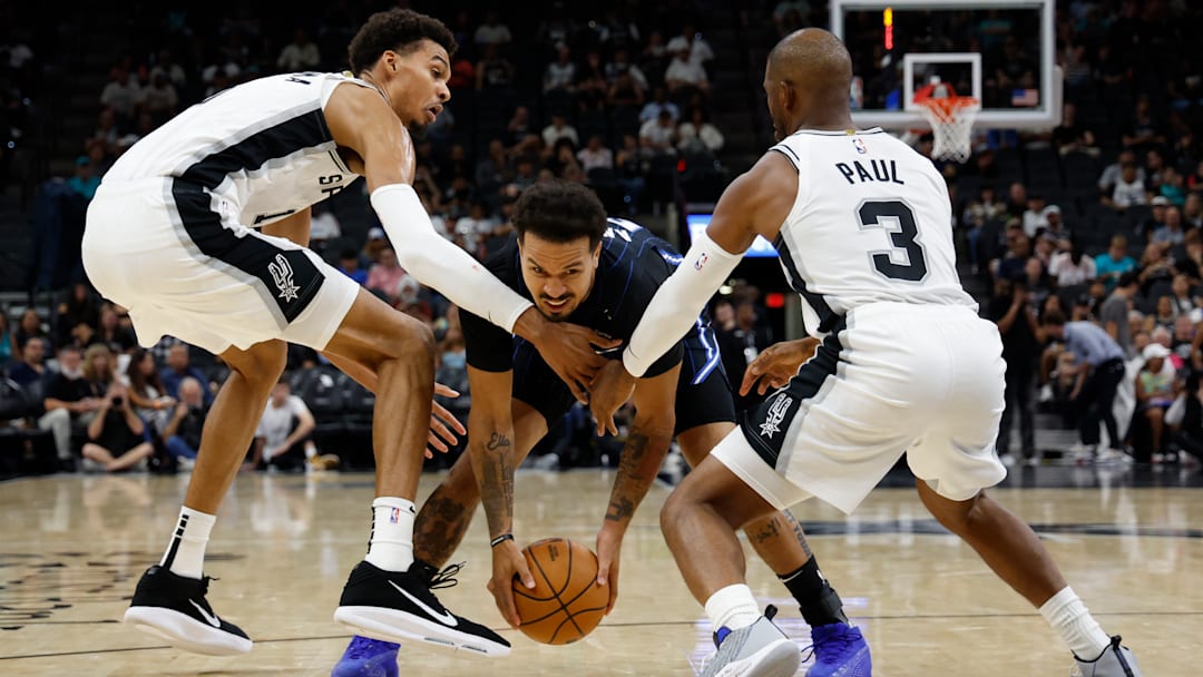 Orlando Magic v San Antonio Spurs