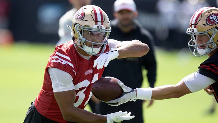 San Francisco 49ers running back Isaac Guerendo (31)