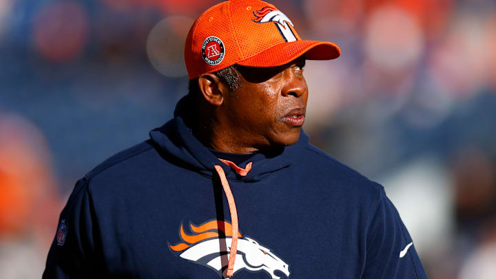 Indianapolis Colts v Denver Broncos