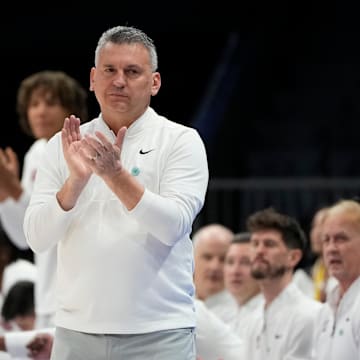 Mar 12, 2025; Charlotte, NC, USA; Stanford Cardinal head coach Kyle Smith reacts in the first half at Spectrum Center. Mandatory Credit: Bob Donnan-Imagn Images