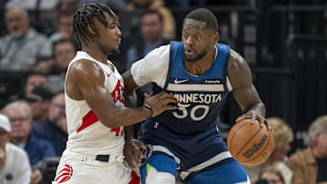 Davion Mitchell, Julius Randle