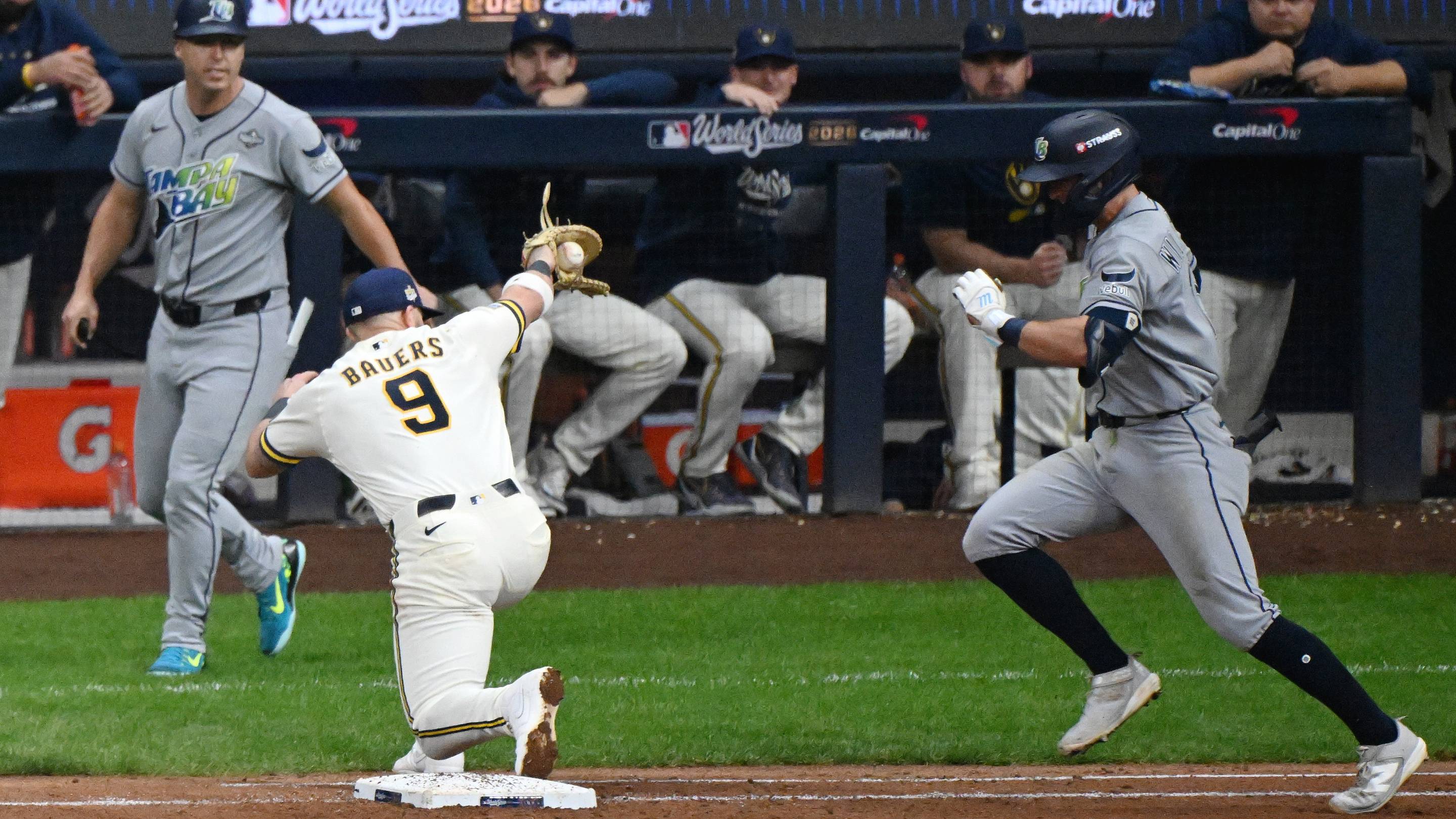 Twins Should Consider This Free-Agent Option for Their 2027 Infield