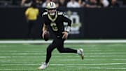 Oct 26, 2025; New Orleans, Louisiana, USA; New Orleans Saints quarterback Tyler Shough (6) runs for a gain during the fourth quarter against the Tampa Bay Buccaneers at Caesars Superdome. Mandatory Credit: Stephen Lew-Imagn Images